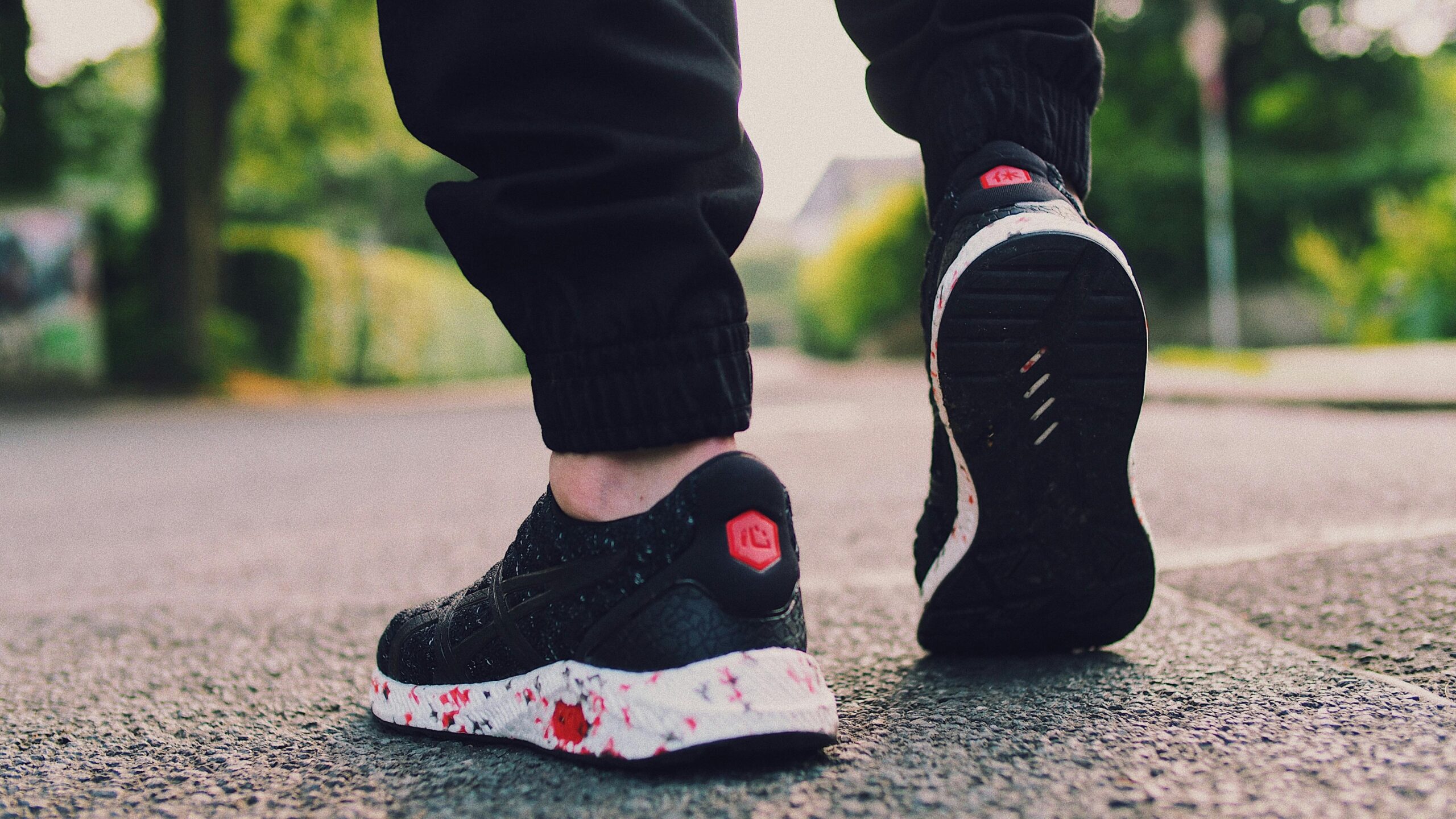Best Rated Walking Shoes for Comfort and Performance